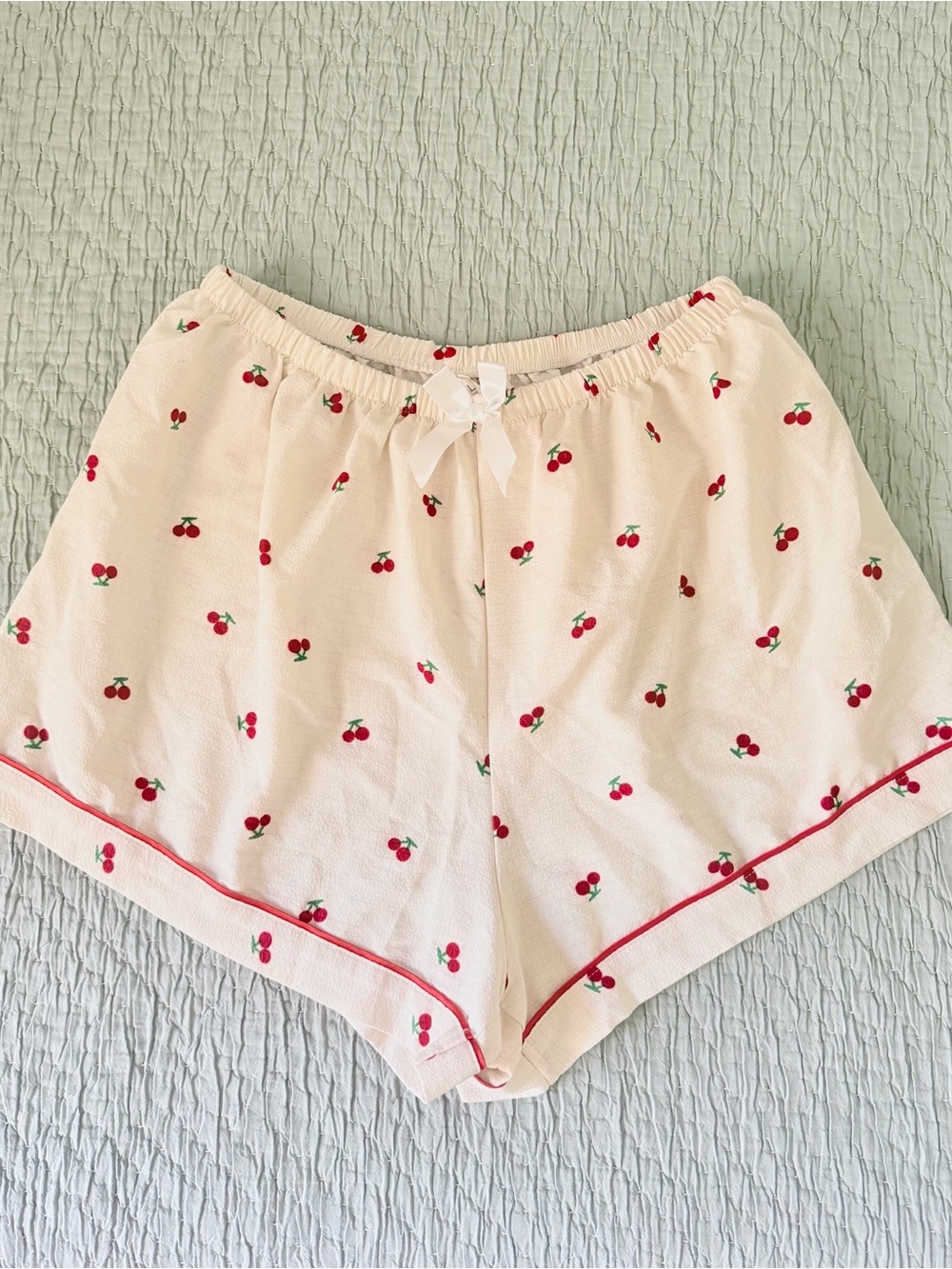 💥4/$15 Whimsical Cottagecore Cream Cherry Print Shorts